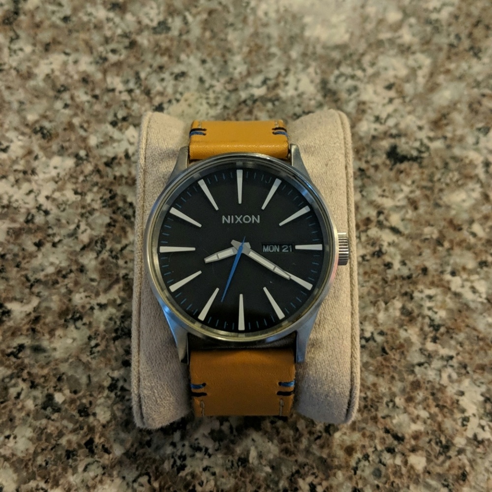 Nixon Sentry